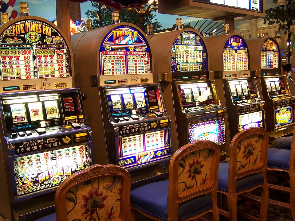 10 Tips to Increase Your Chances of Winning on a Slot Machine
